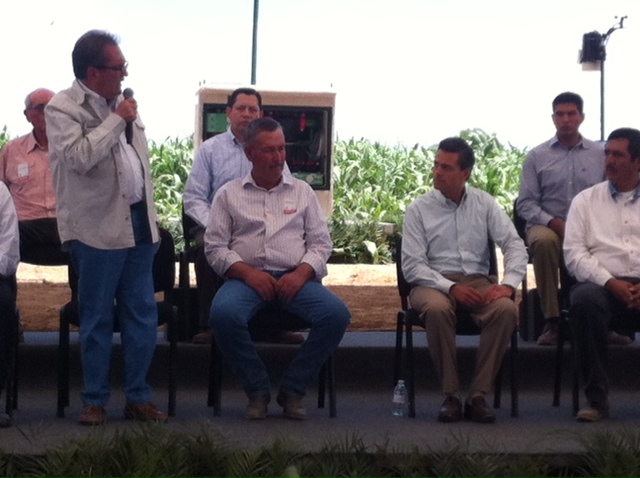 Pidió el gobernador apoyo a Peña Nieto para Agrósfera
