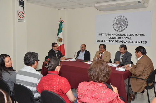 Elección de consejeros del INE no garantiza dejar fuera intereses de partidos