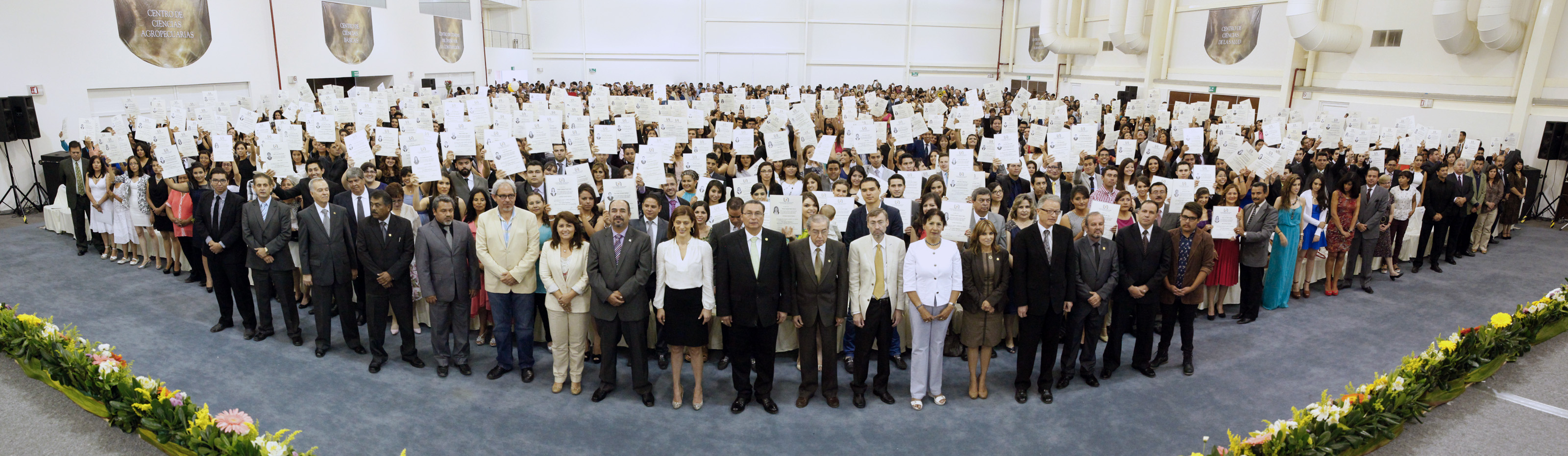 Más de mil nuevos titulados de la Autónoma de Aguascalientes