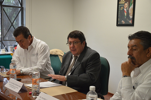 No hay cacería contra autotransportistas, sólo revisiones de ley