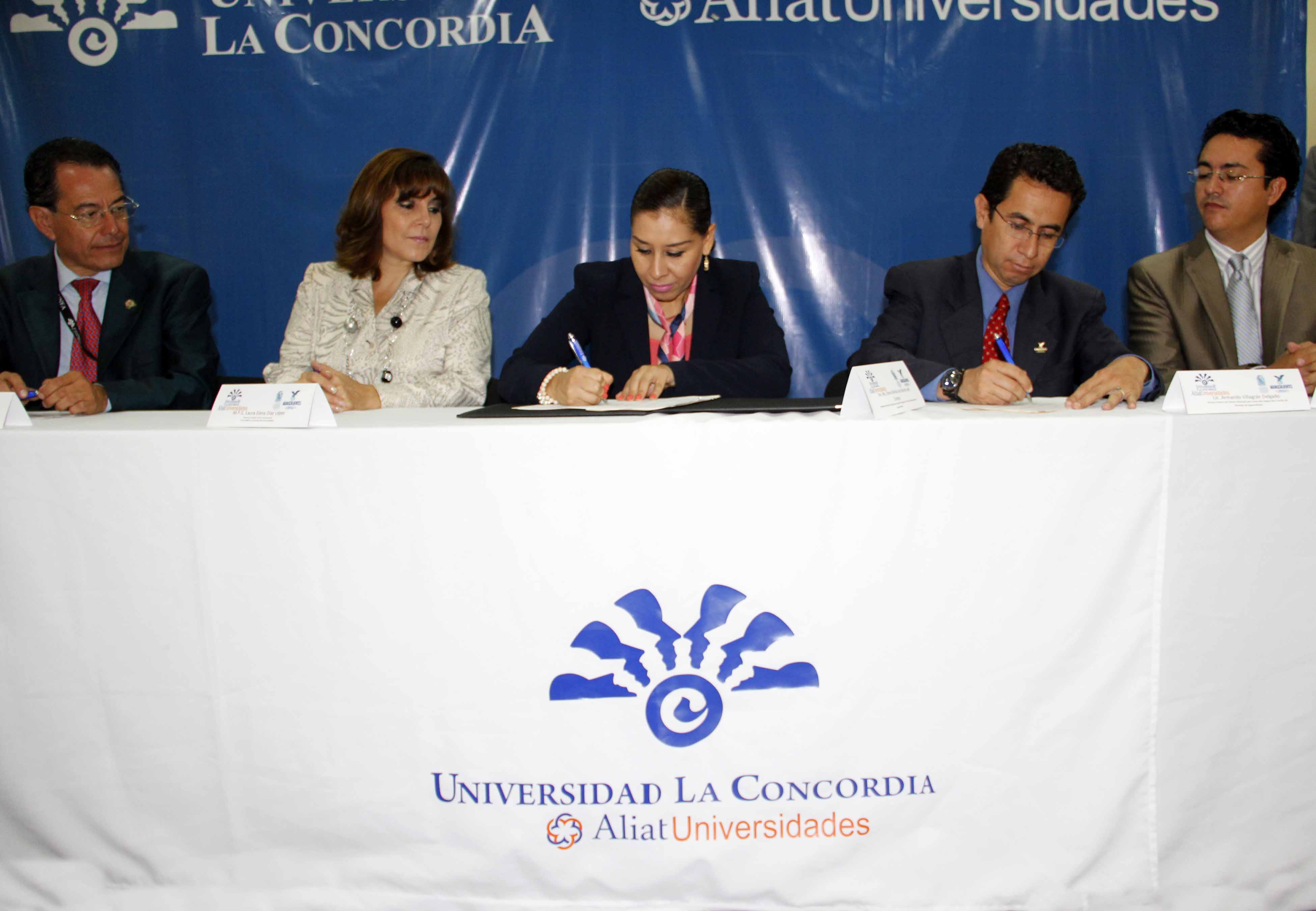 Firman convenio de colaboración DIF Aguascalientes y la Universidad La Concordia