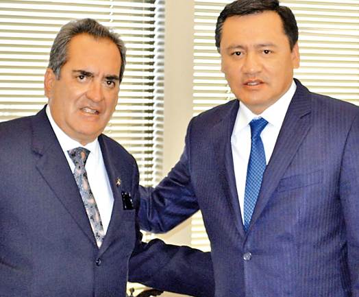 Lozano de la Torre se reunió con el secretario Miguel Ángel Osorio Chong