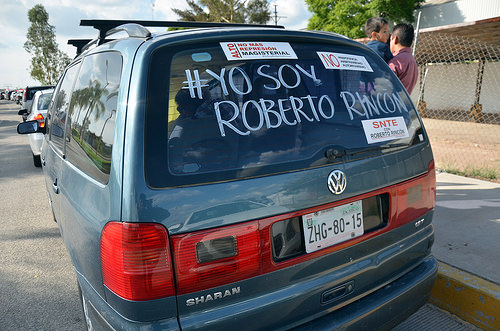 Exigen la reinstalación de Roberto Rincón Arellano