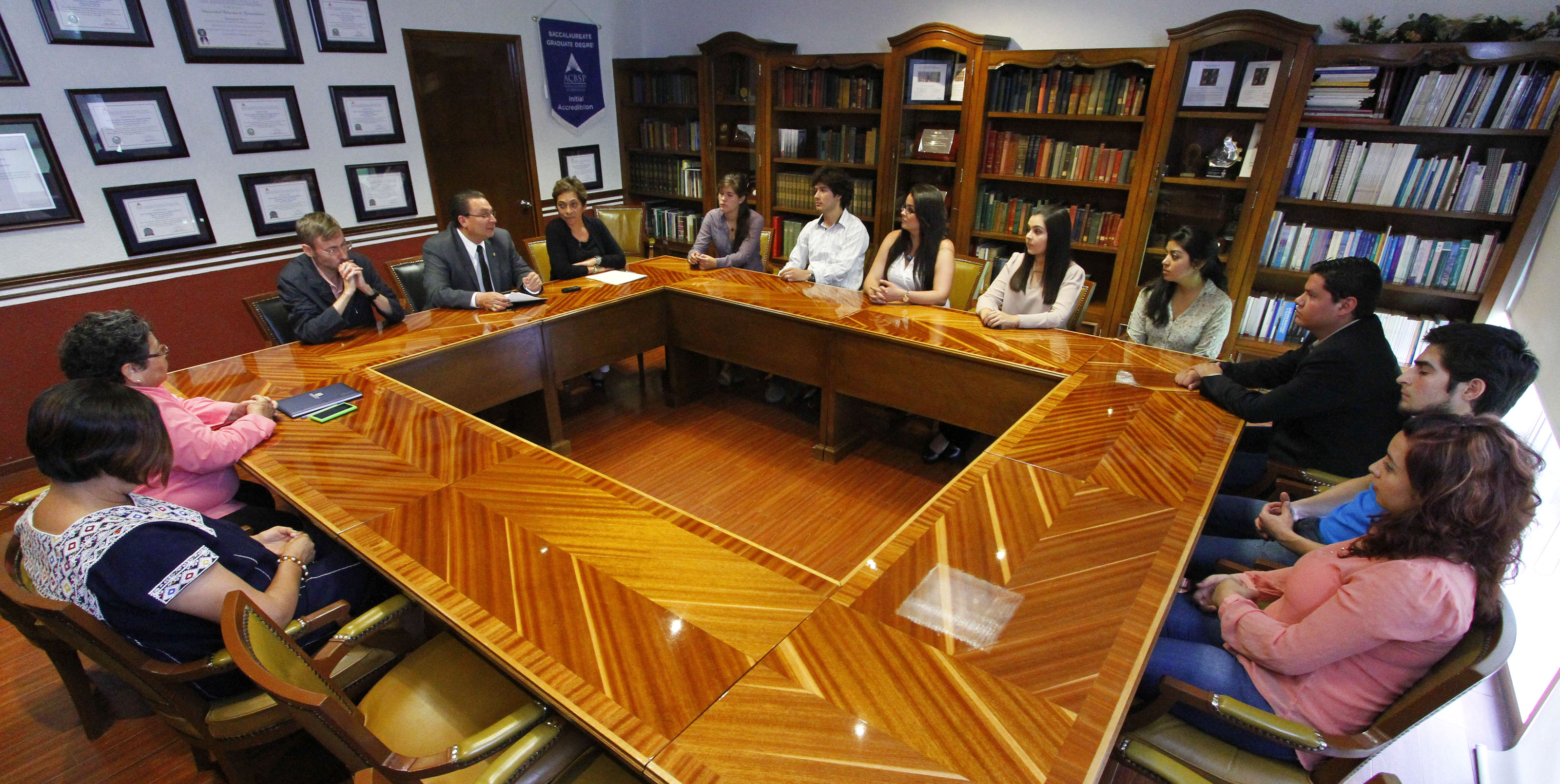 Ocho alumnos estudiarán becados en la Université de Technologie de Compiègne