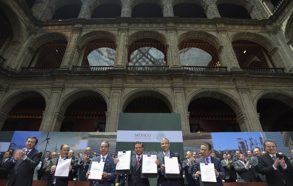 Festejan priistas la promulgación