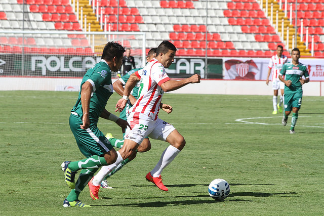 Necaxa gana a Zacatepec con dos goles de Gorocito