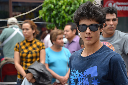 Sejuva buscará aumentar el programa de Embajadores de la Juventud en barrios y municipios