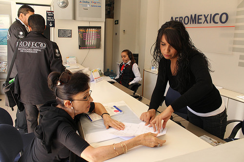 Suspende Profeco servicios en Aeroméxico por irregularidades