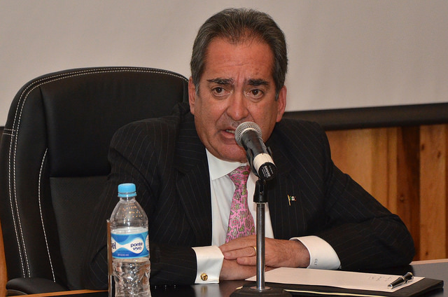 La educación no debe ser entendida como un negocio: Lozano de la Torre