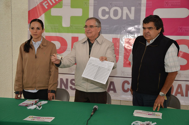 Revolucionario Institucional niega que su consulta sea inconstitucional