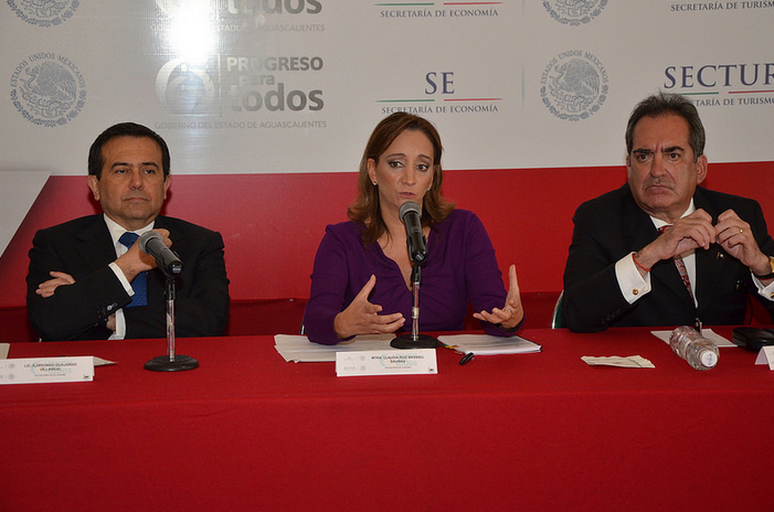 Discuten acerca de las implicaciones de las Reformas estructurales