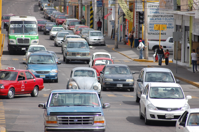 Personal que haga mal uso de los vehículos oficiales será dado de baja, asegura alcalde