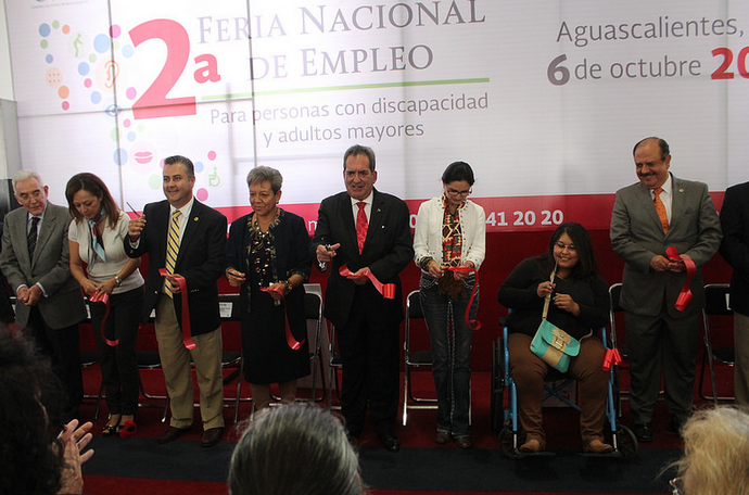 Realiza esfuerzos extraordinarios para ser recordado, considera el gobernador