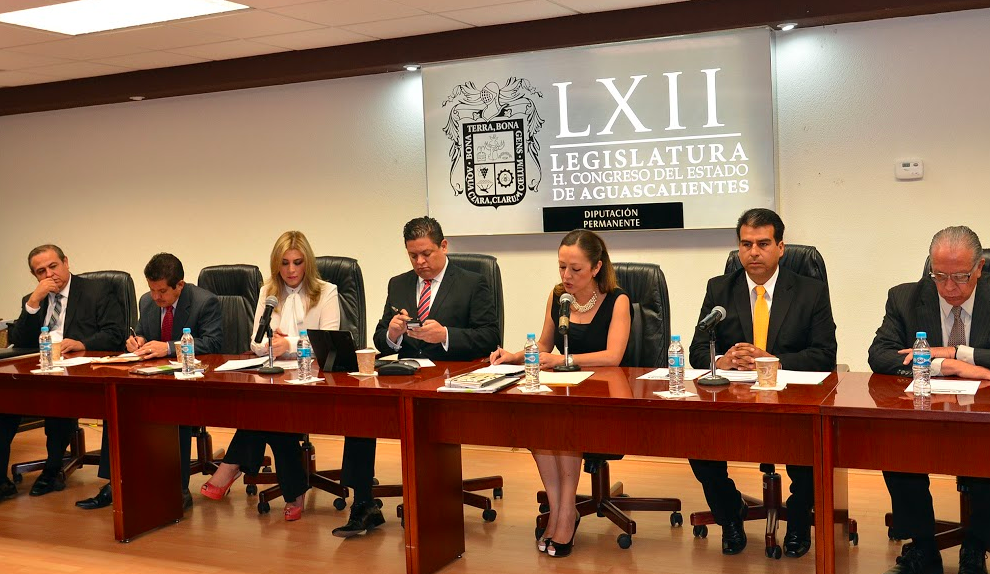 Disputan diputados actuar de funcionarios municipales y estatales