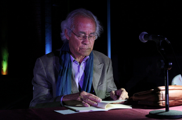 Entregan Premio Jaime Sabines-Gatien Lapointe al poeta  Anthony Phelps