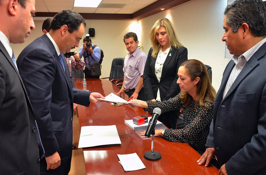 Entrega municipio capital Ley de Ingresos con recaudación de 3 mil millones de pesos