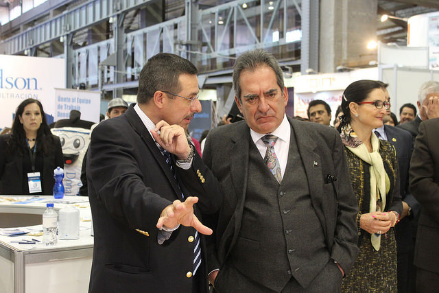 Alaba el gobernador lealtad de los industriales