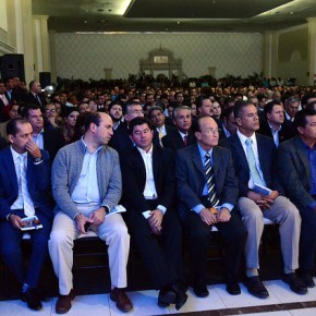 15493409228_746383e069_z