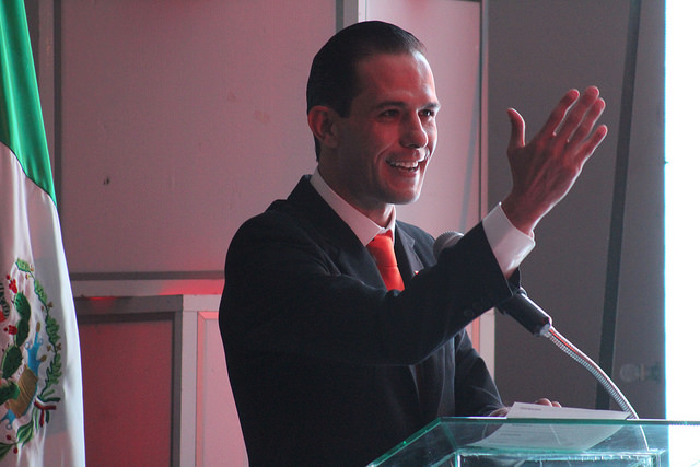 Presenta Oswaldo Rodríguez su informe de actividades legislativas