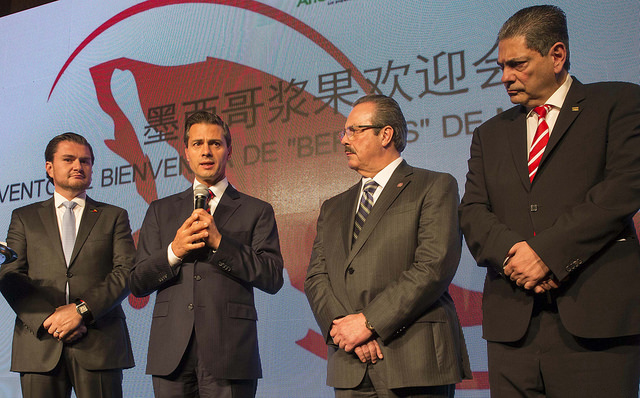 El viaje de Peña a China rebasa los límites de la política
