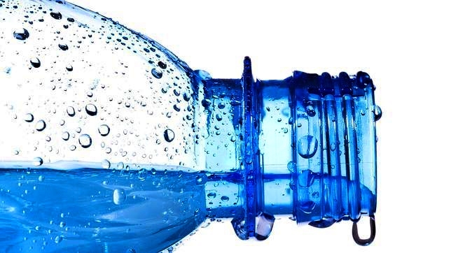 H2O (1) Agua embotellada / H+D