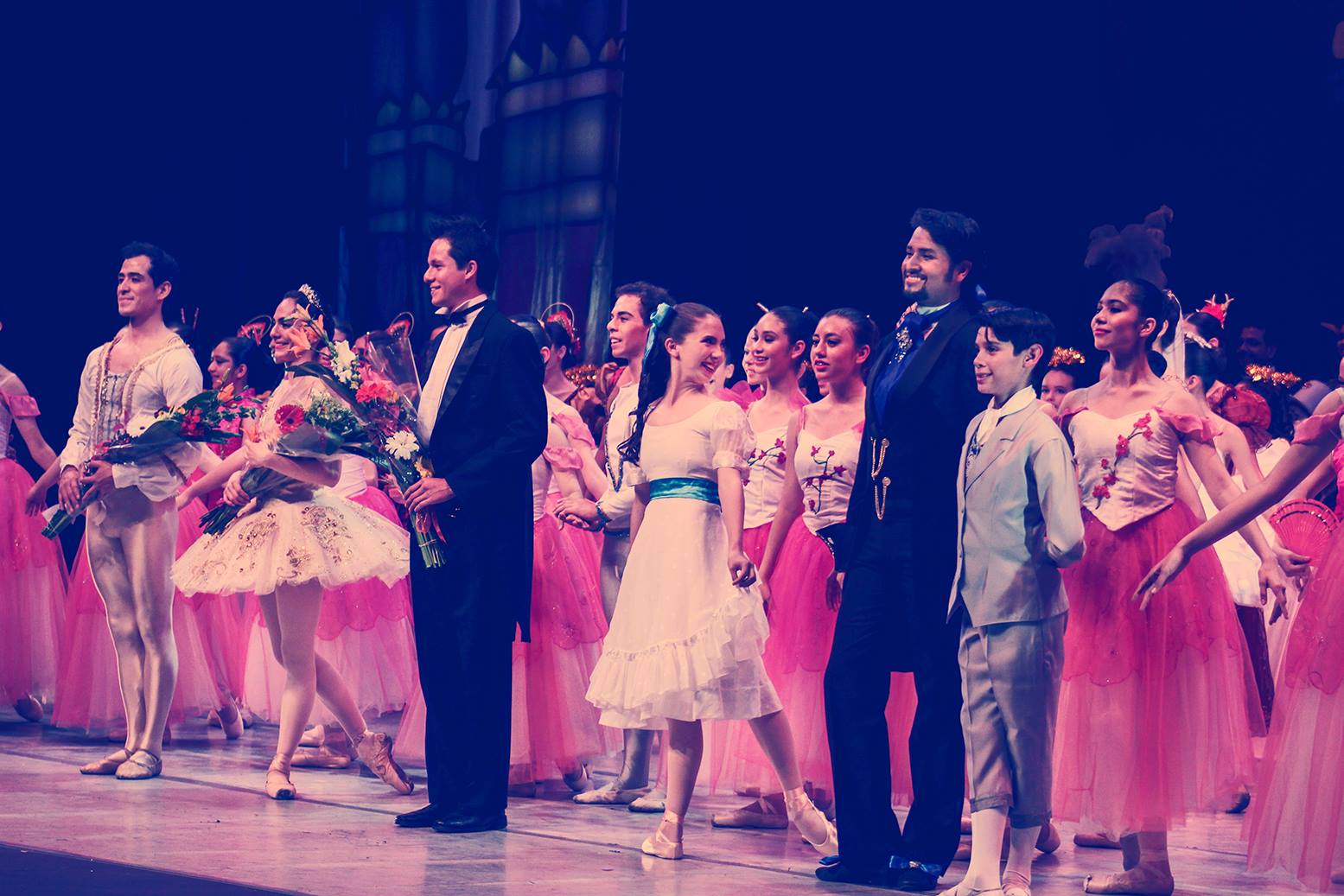 Concluye El Cascanueces su temporada con récord de asistencia