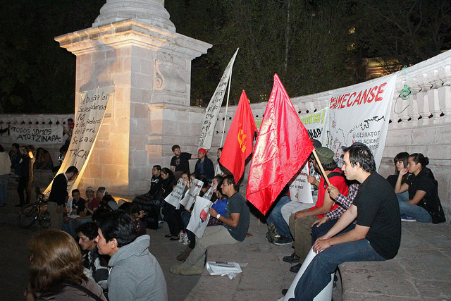 Explican que las luces de la Exedra no fueron apagadas para minimizar marcha