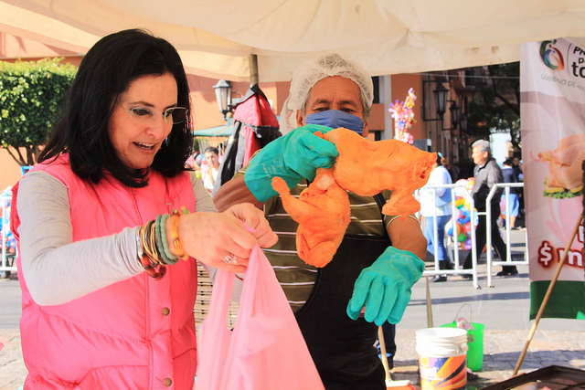 Gobierno estatal ofertará más de 60 mil juguetes y piezas de pollos