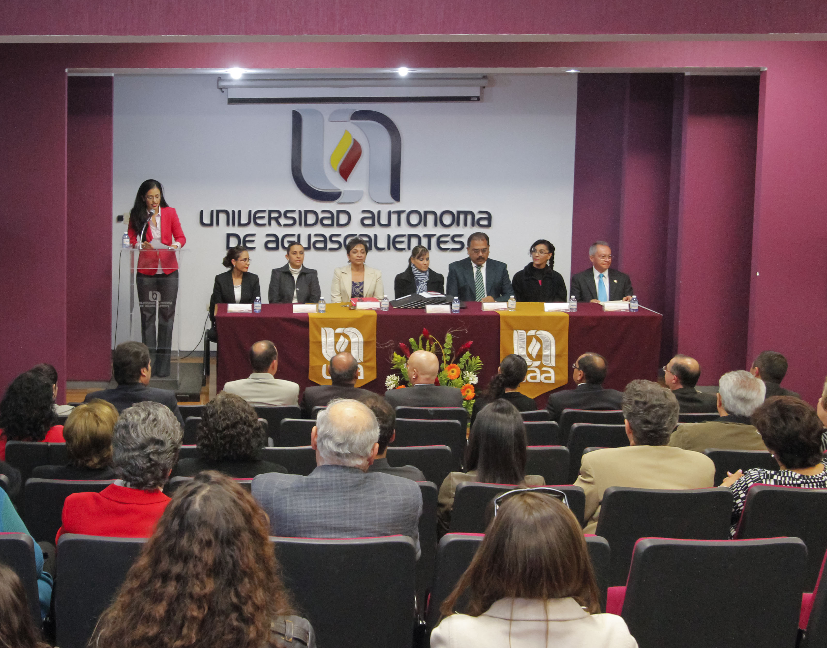 Egresa la segunda generación del doctorado en Ciencias Administrativas de la UAA