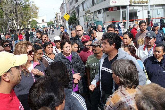 Se manifiestan locatarios del Mercado Reforma durante Miércoles Ciudadano