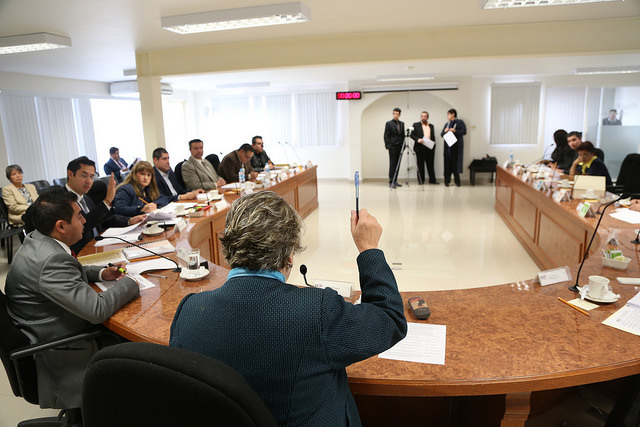 Nuevas disposiciones fiscales tienen a partidos con la mitad del presupuesto