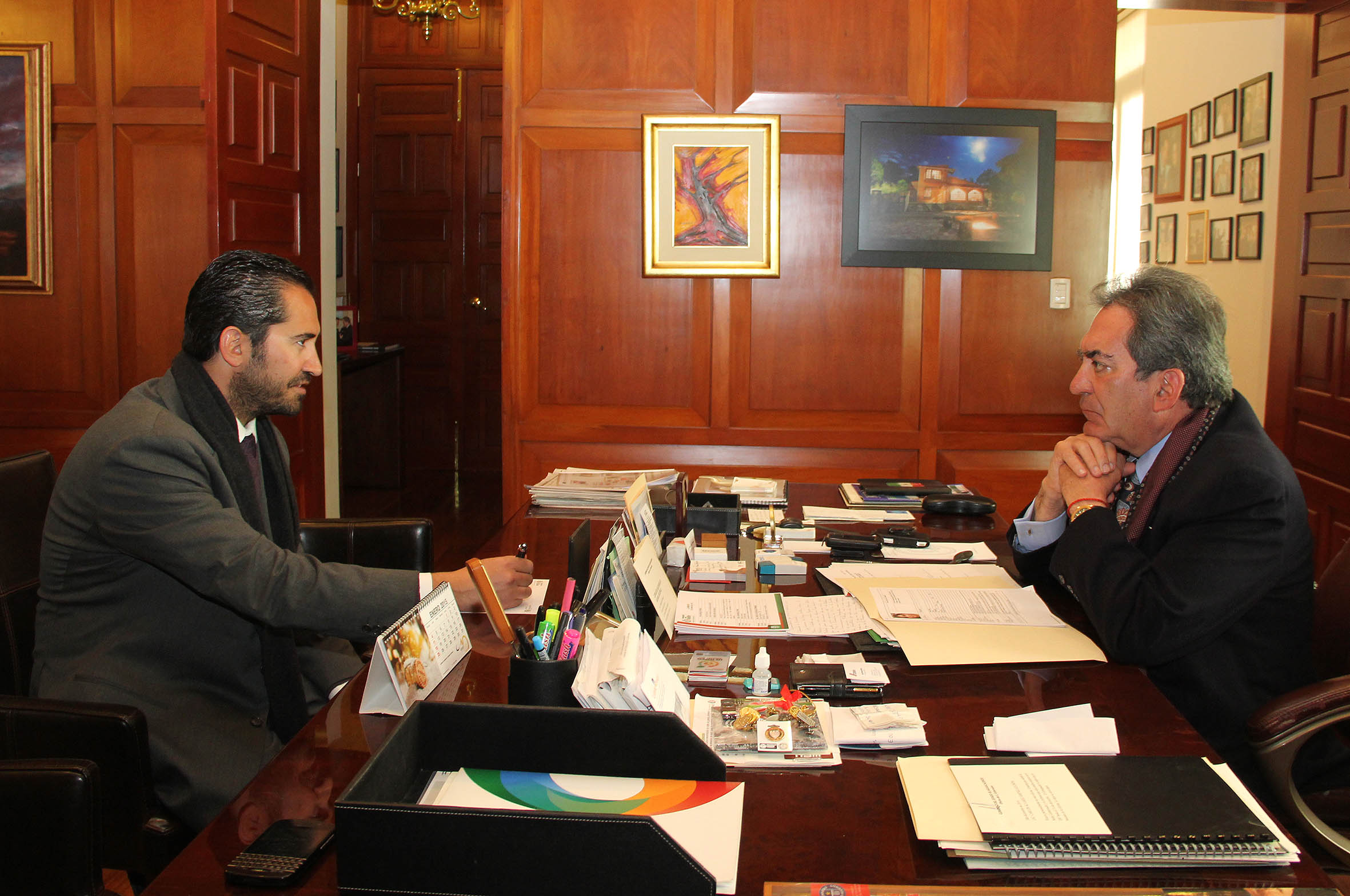 Promete gobierno que no habrá endeudamiento ni nuevos impuestos