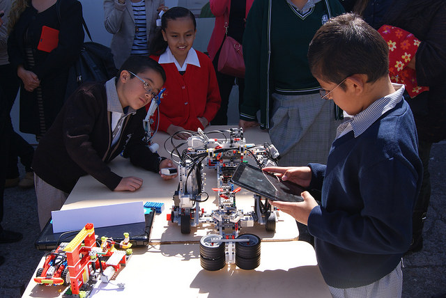 Probarán  proyecto piloto de formación en ciencia, tecnología, ingeniería y matemáticas