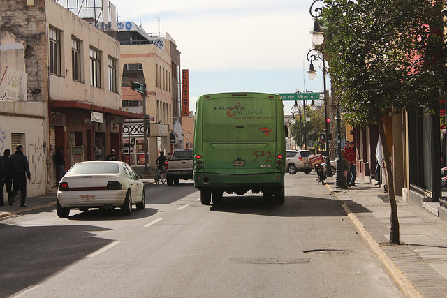 Incremento salarial del 4% a los trabajadores del transporte público
