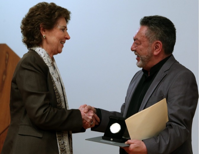 Entregan Medalla Bellas Artes al músico Federico Ibarra Groth