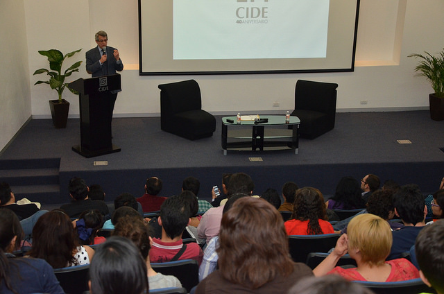 El Senado aplazó su compromiso con la Ley General de Transparencia y Acceso a la Información Pública