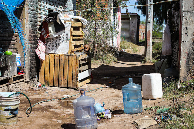 Desalojo y demolición de locales en la Antigua Línea de Fuego podría alargarse