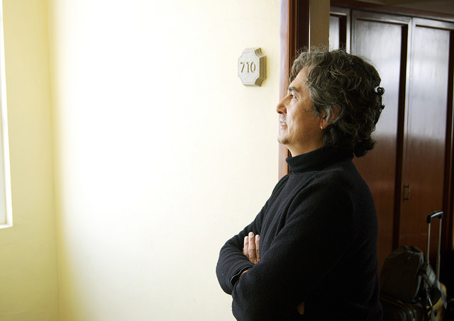 Armando Vega Gil y su Pastel de lodo en el Corredor Carranza