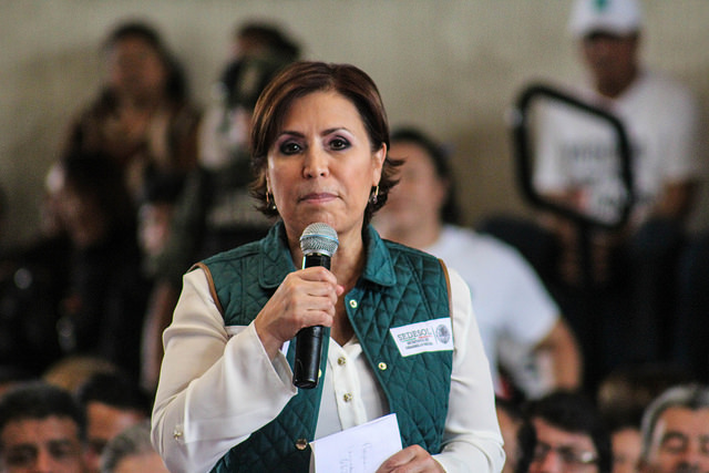 Denuncian senadores a Rosario Robles por desvío de recursos