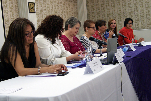 Presentan bases para la construcción de la agenda de género