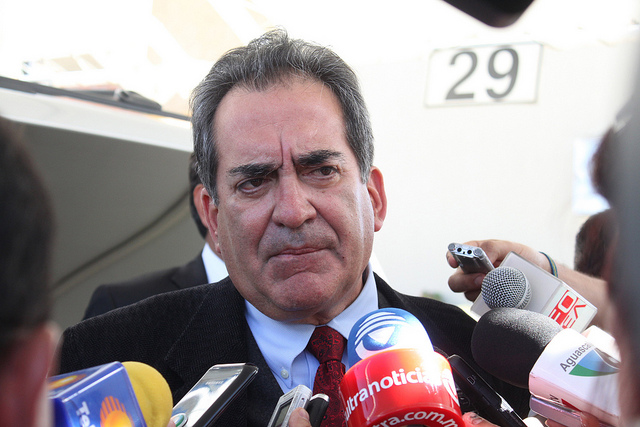 Confirma el gobernador la salida de varios miembros del gabinete