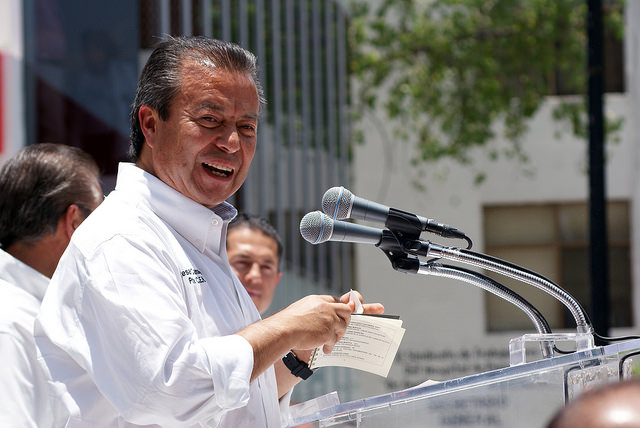 El carro completo es de la prehistoria política: César Camacho Quiroz