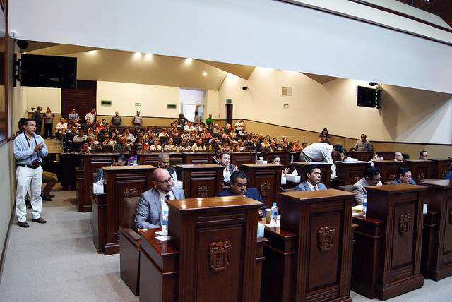 Modifican diputados esquema de selección de ombudsman estatal