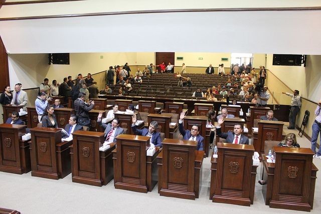 Congreso avala prohibición del corte en el servicio de agua potable