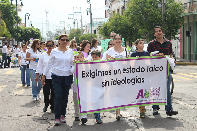 Se manifiesta movimiento que dice “sí a la vida y a la familia normal”