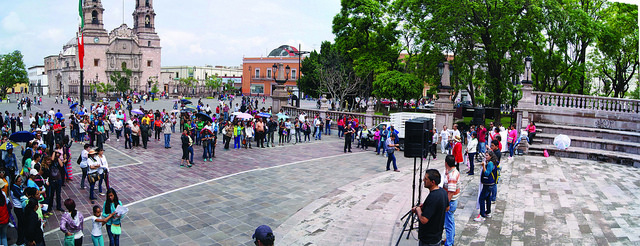 Marchan maestros contra la Reforma Educativa