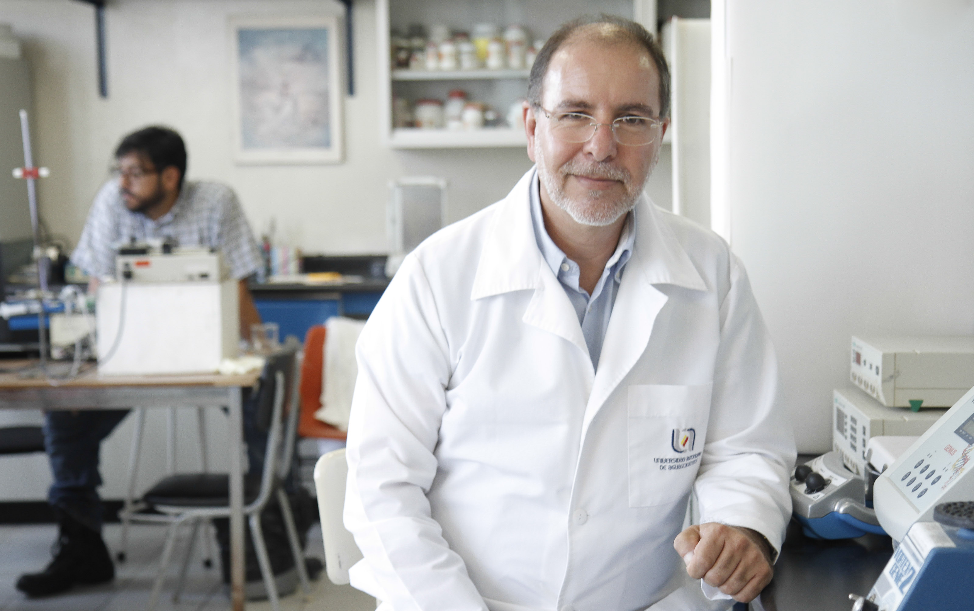 UAA e institutos producirán proteína para combatir cáncer