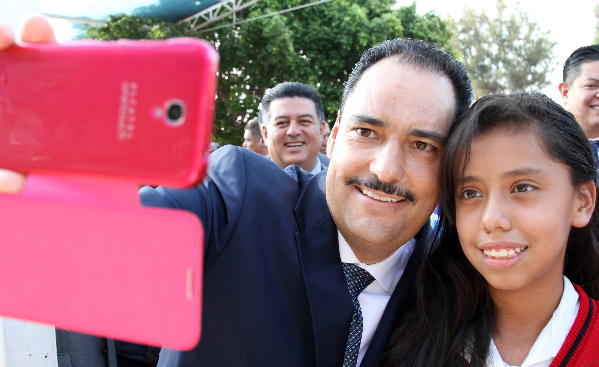 Honores en la escuela primaria Eduardo J. Correa