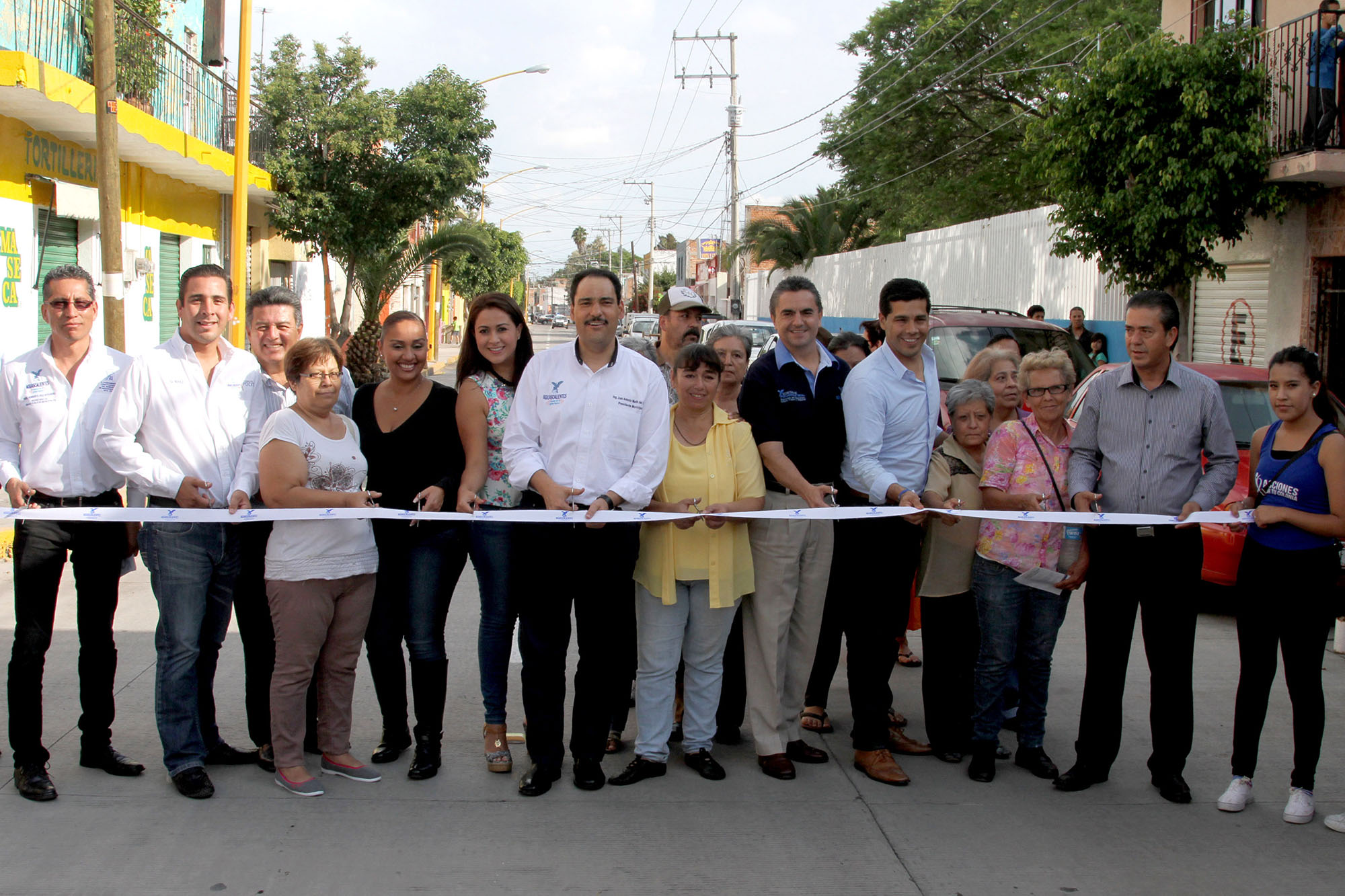 Entregan obras en el Barrio de San Marcos