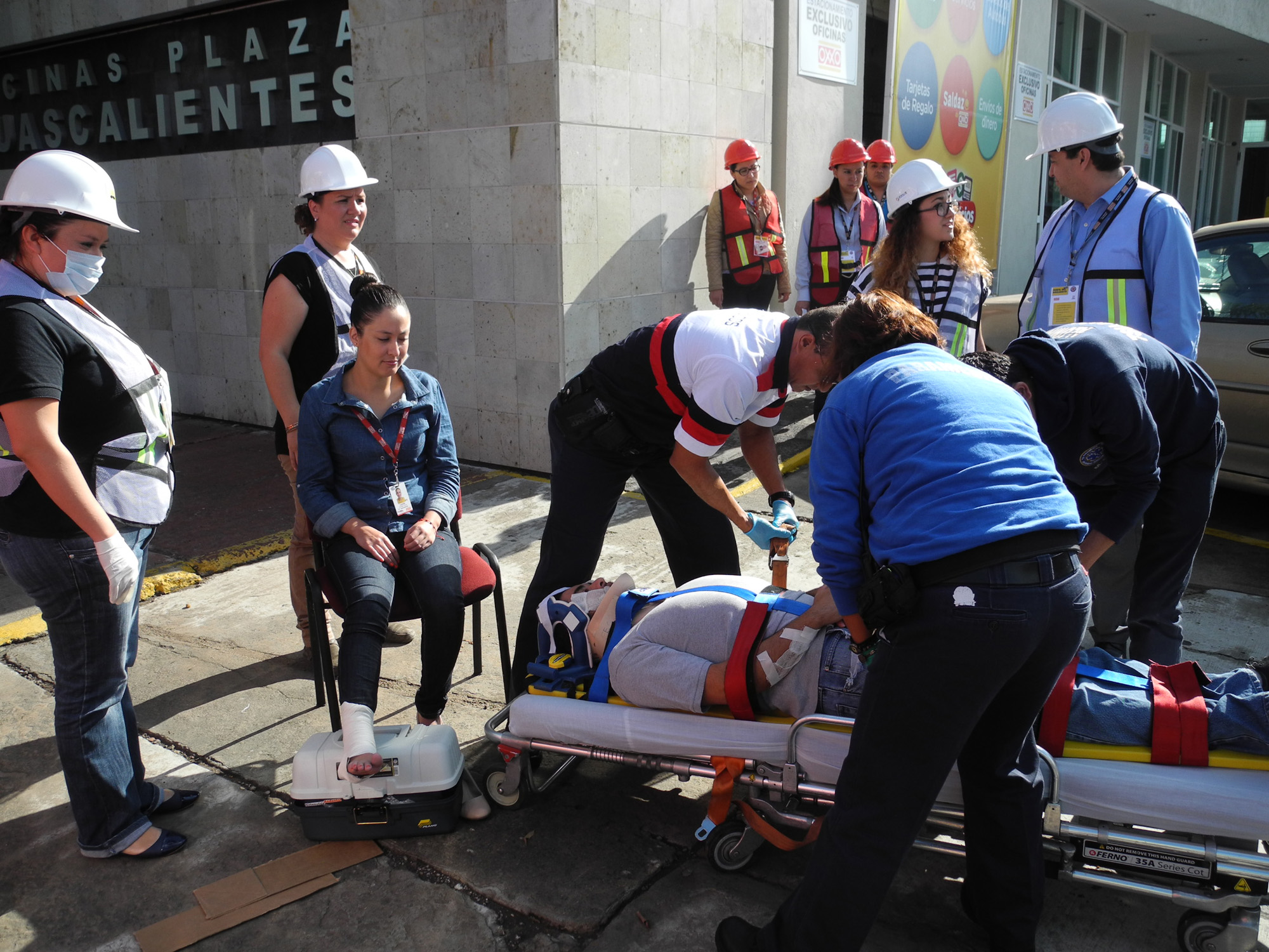 Elementos de Protección Civil realizan simulacro